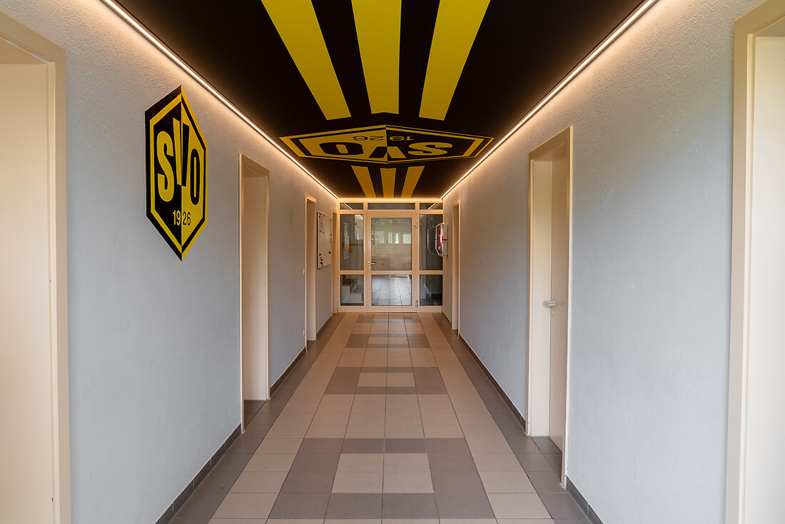 Spanplafond met foto van Plameco